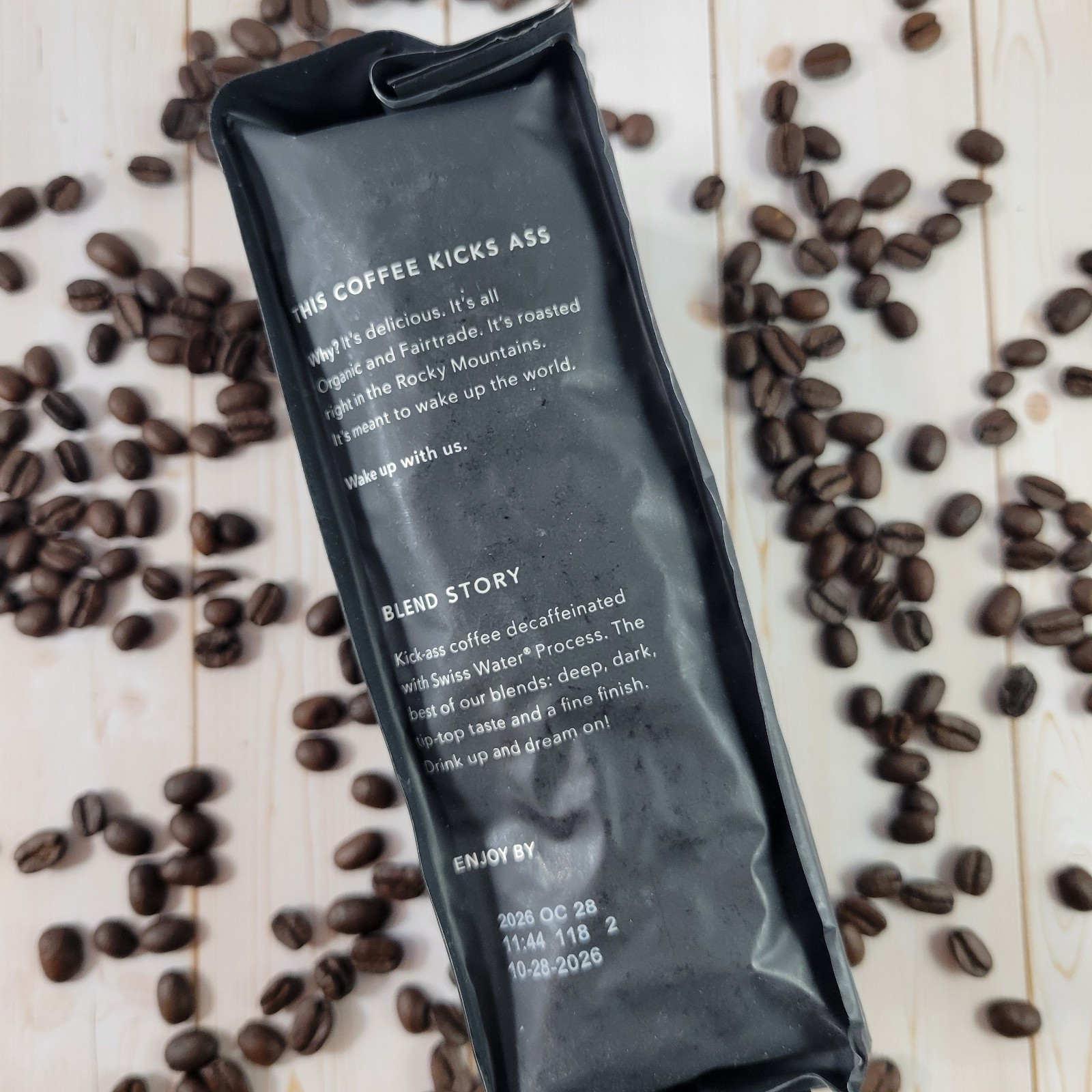 Kicking Horse Coffee, Decaf Dark Roast, Swiss Water Process, Whole Bean, 10 oz