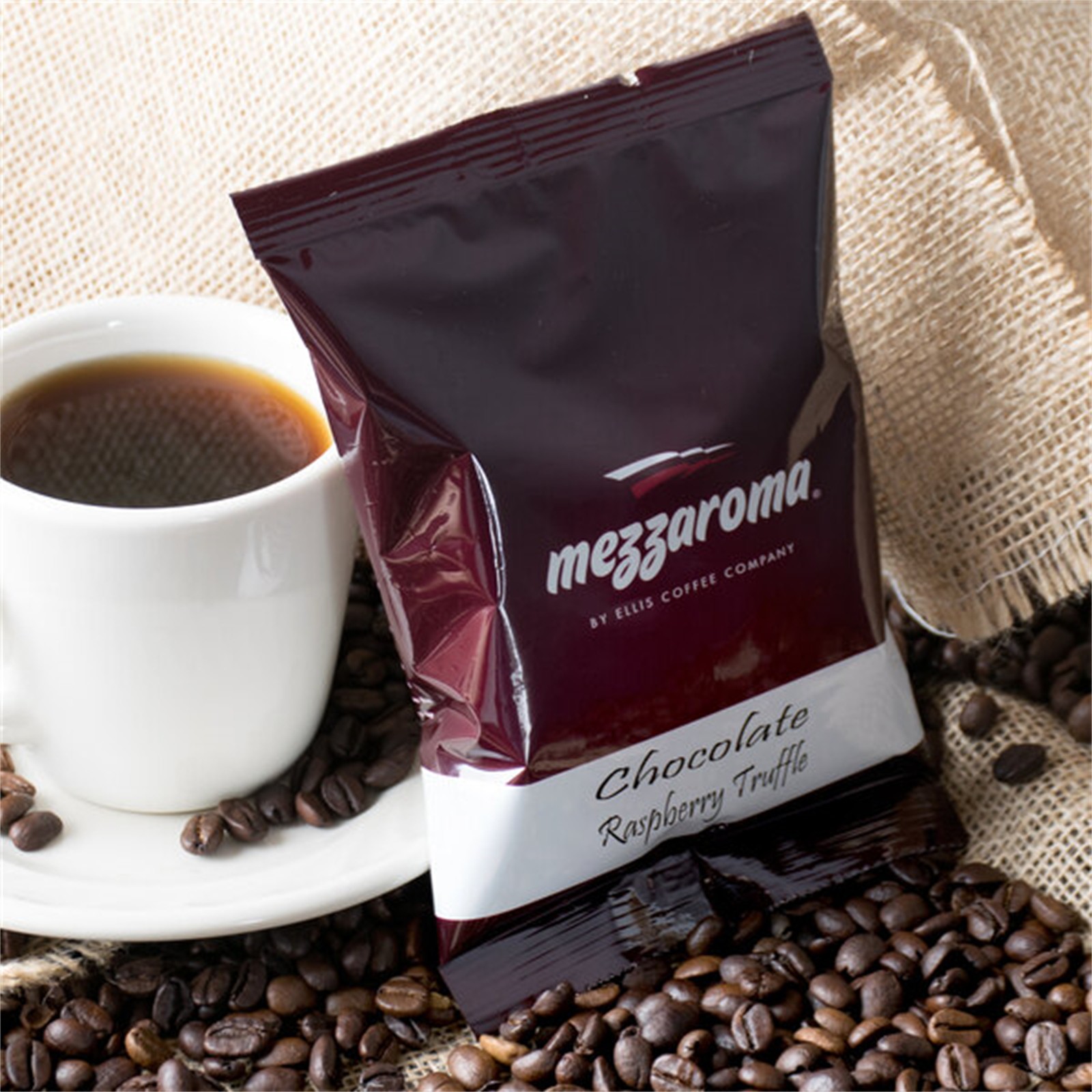 Ellis Mezzaroma 2.5 oz. Chocolate Raspberry Truffle Coffee Packet – 24/Pieces