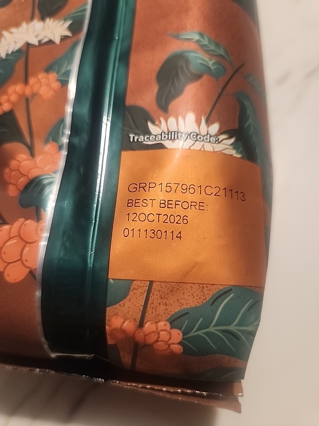 Starbucks Pike Place Medium Roast Whole Bean Coffee 1lb Bag | EXP OCT 2026 NEW