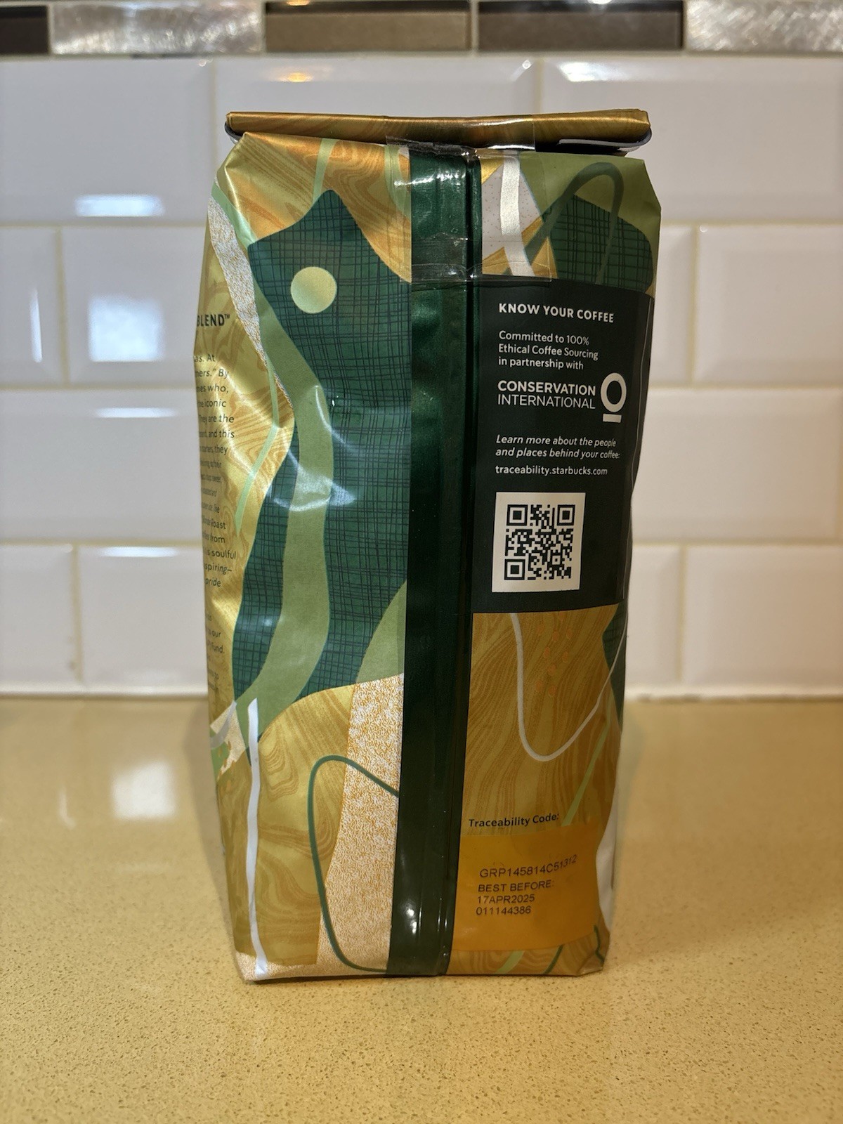 Starbucks Green Apron Blend Blonde Roast Whole Bean Coffee 1lb / 16oz / 453g Bag