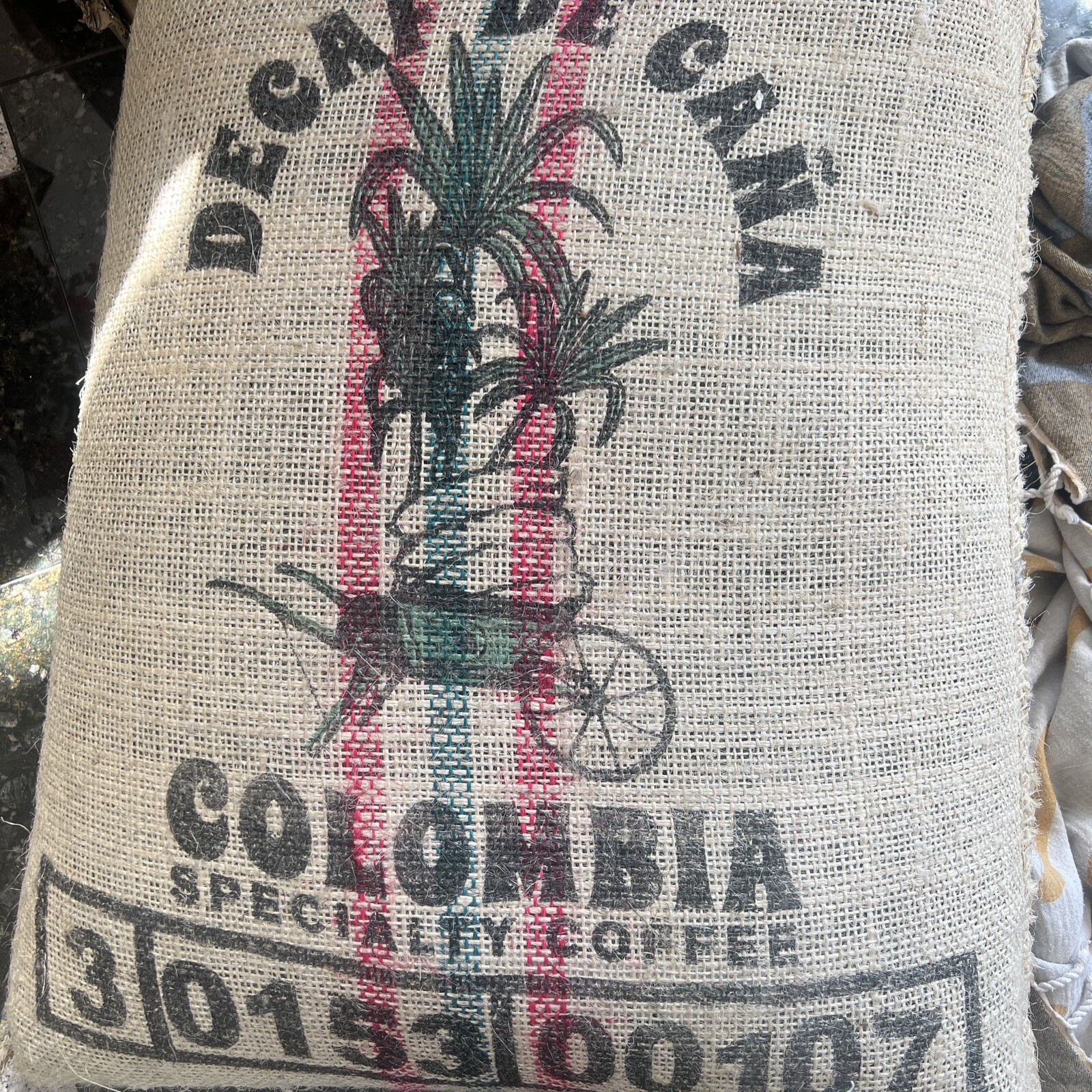 DECAFFEINATED COLOMBIAN HUILA EA PROCESS DECAF DE CAÑA 1 Lb