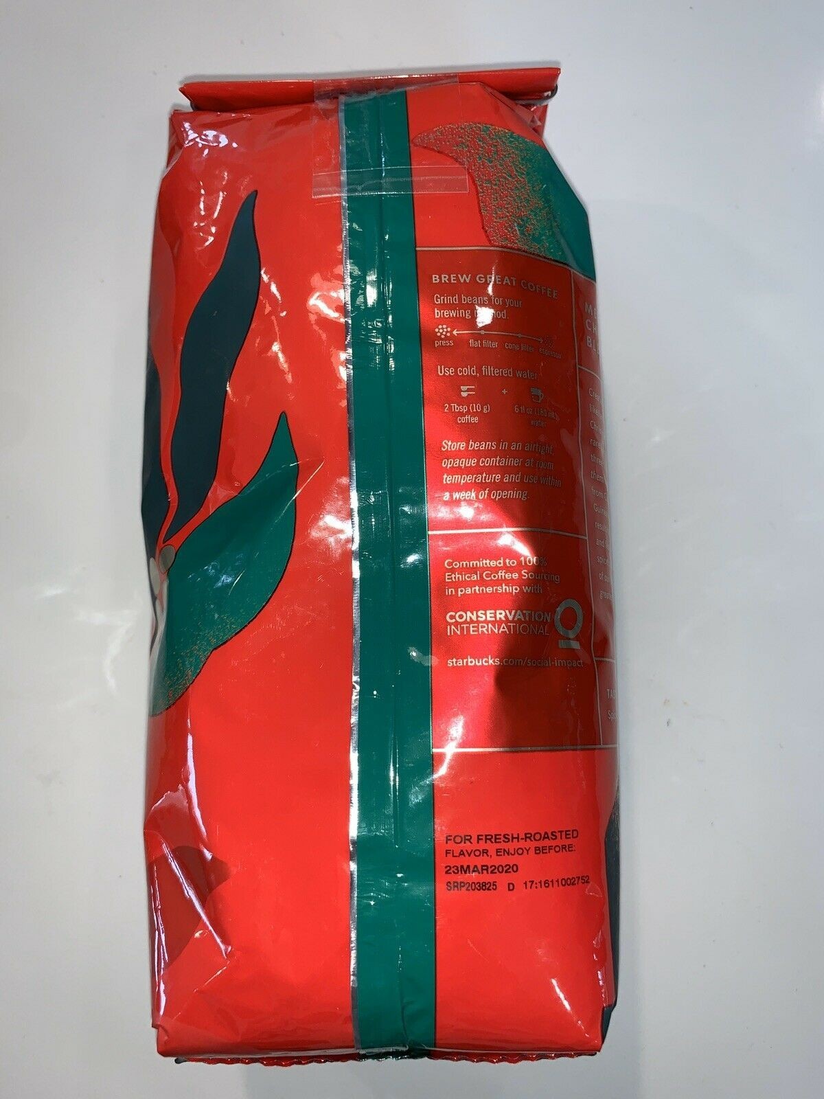 Starbucks Holiday Christmas Blend – Sumatra Dark Roast, Whole Bean Coffee, 16 Oz