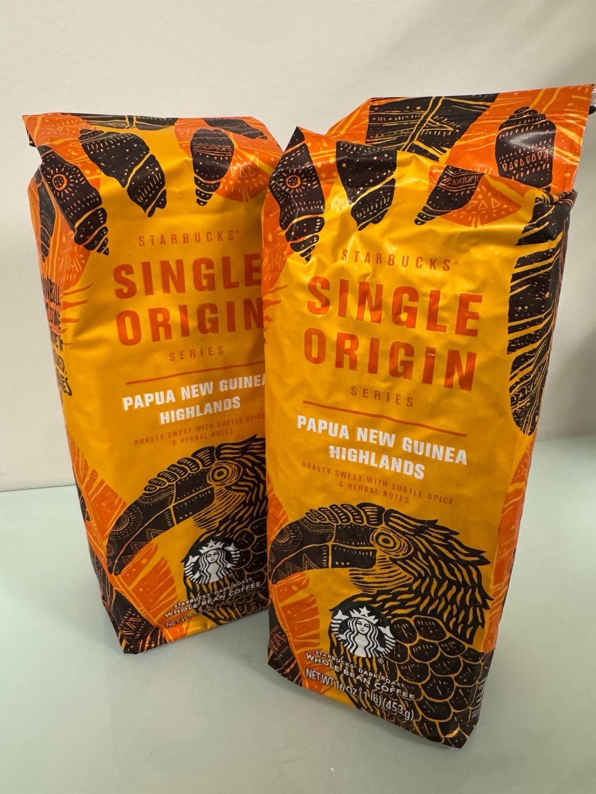 Starbucks Papua New Guinea Highland Whole Bean Coffee 16oz 2 Bags BBD 10/18 Bulk
