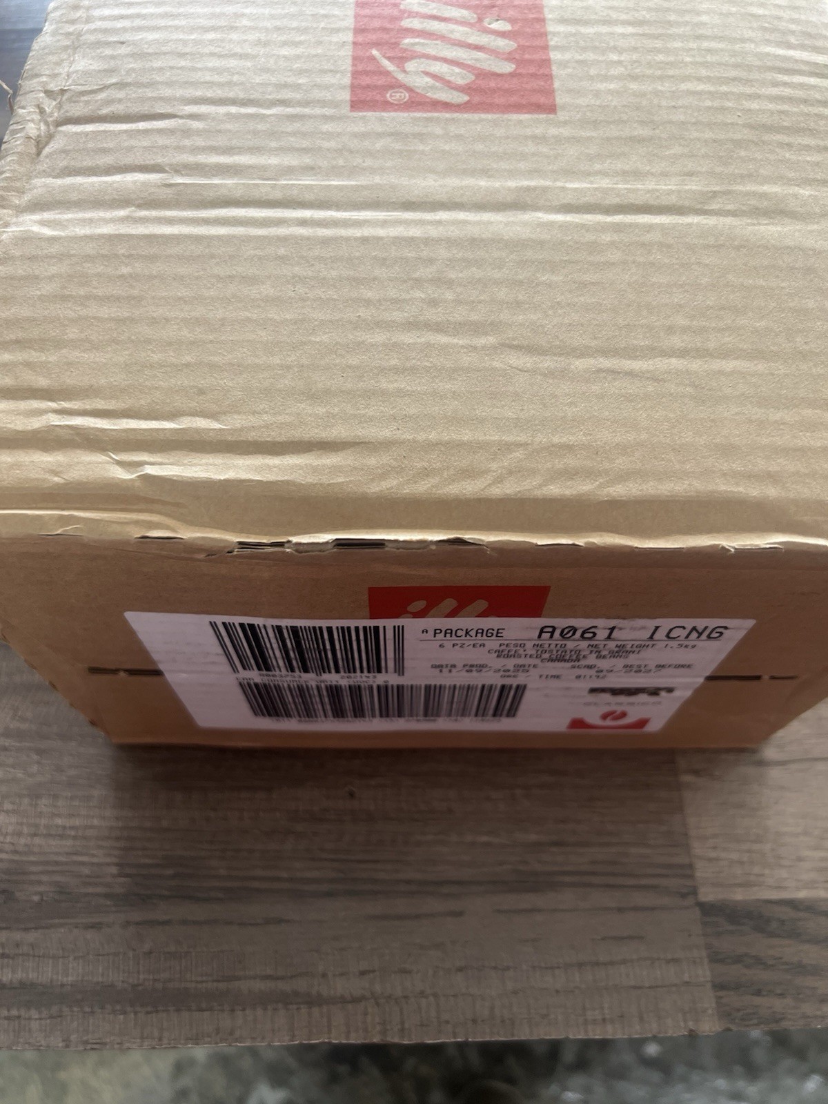 Illy Classico Whole Bean Coffee Classic Roast 8.8oz-EXP 9-2027 6 Cans/an
