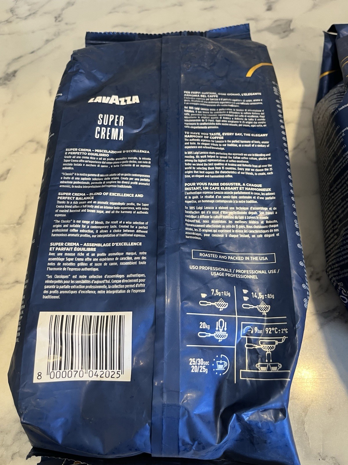 2X Lavazza Super Crema Whole Bean Coffee, Medium Roast 2.2 lb 1kg Exp 7/30/2026