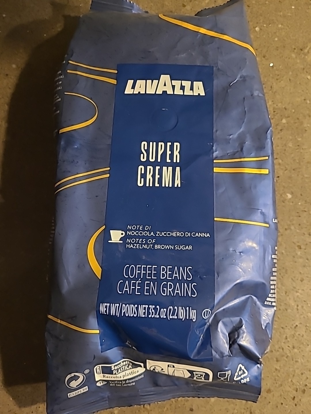 Lavazza Super Crema Coffee WholeBean Hazelnut Brown Sugar 2.2Lb Bb-08- 2026