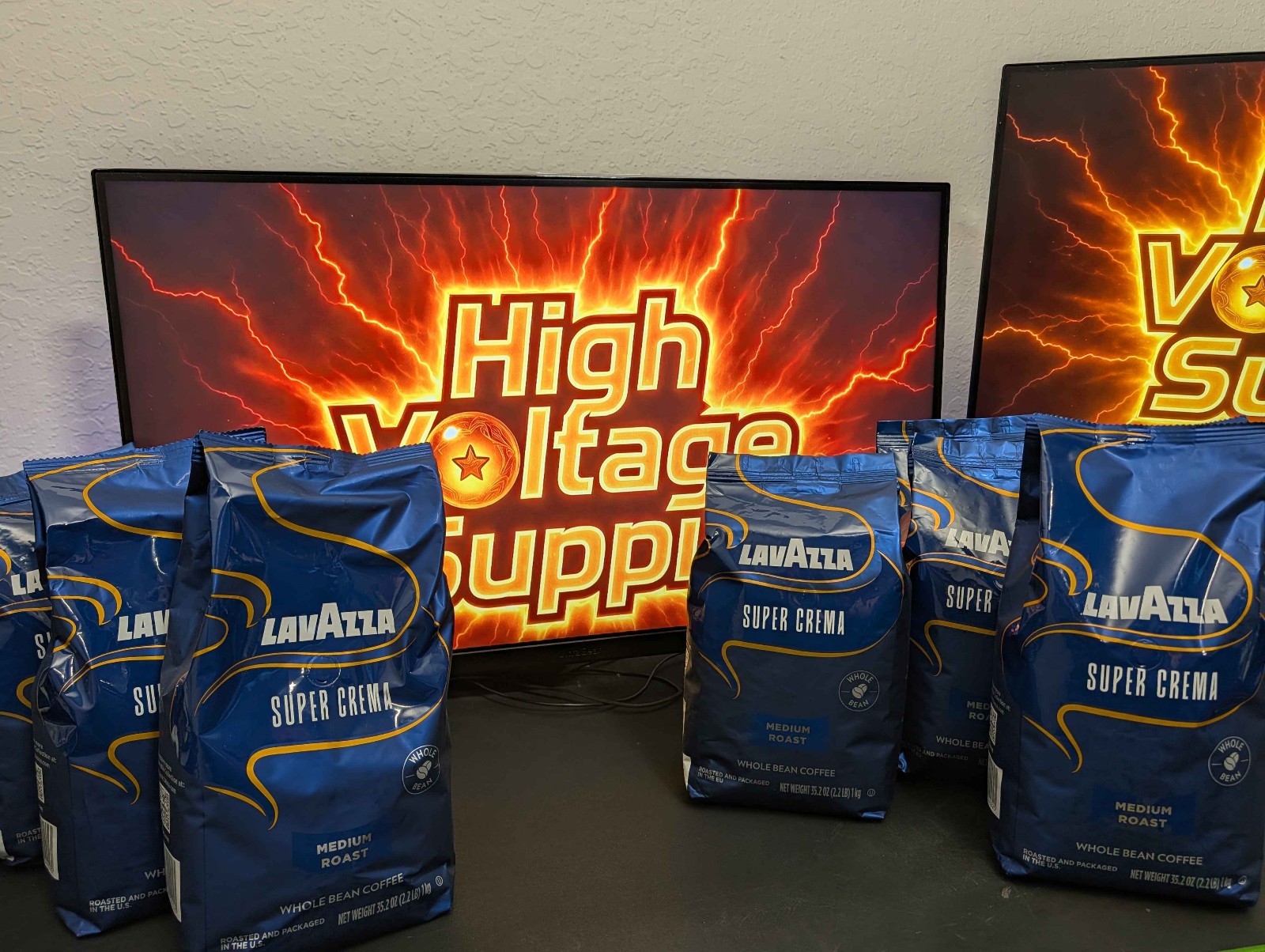 Lavazza Super Crema Whole Bean Coffee Medium Espresso Roast, Single 2.2 Lb✅✅✅