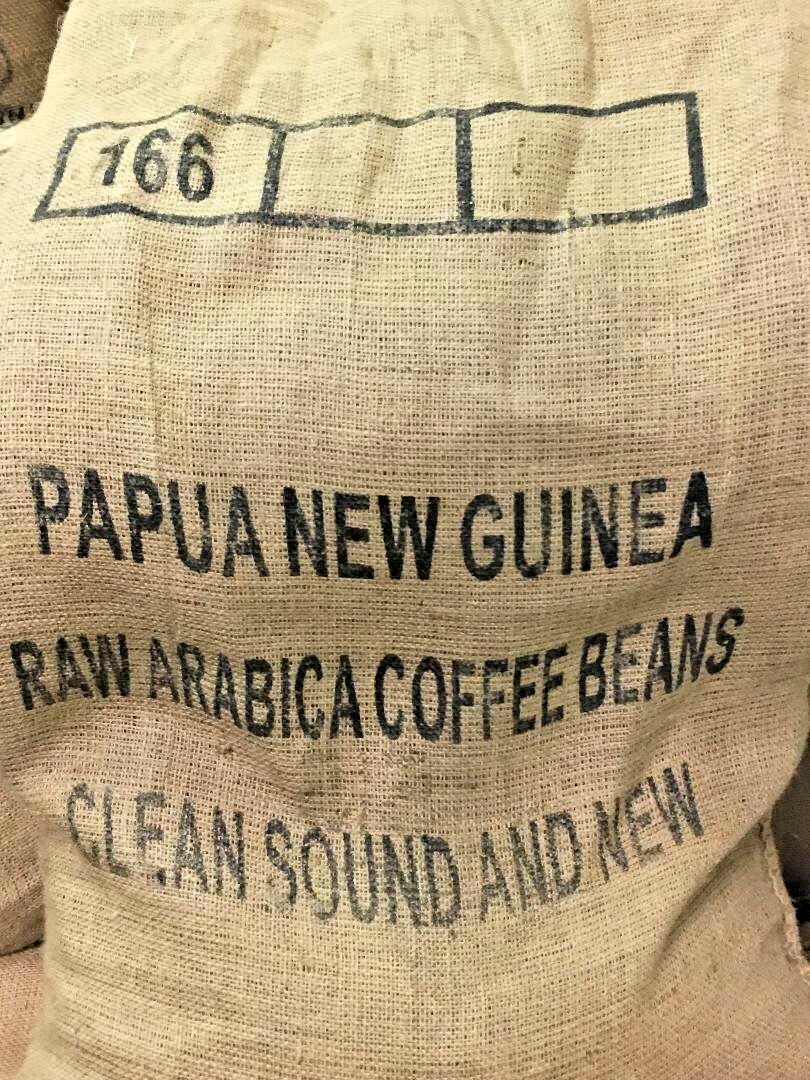 5 LBS PAPUA NEW GUINEA UNROASTED GREEN COFFEE BEANS – ARABICA