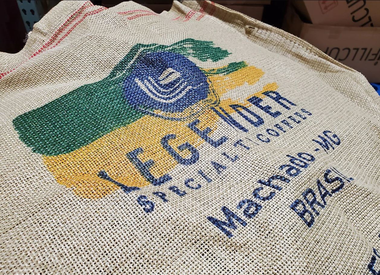 LEGENDER BRAZIL BRASIL FRESH ROASTED SPECIALTY COFFEE BEANS – ARABICA FULL BEAN
