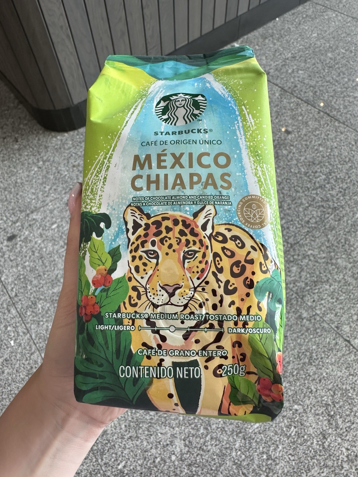 Starbucks Mexico Chiapas Medium Roast Coffee Beans Whole Beans ￼￼