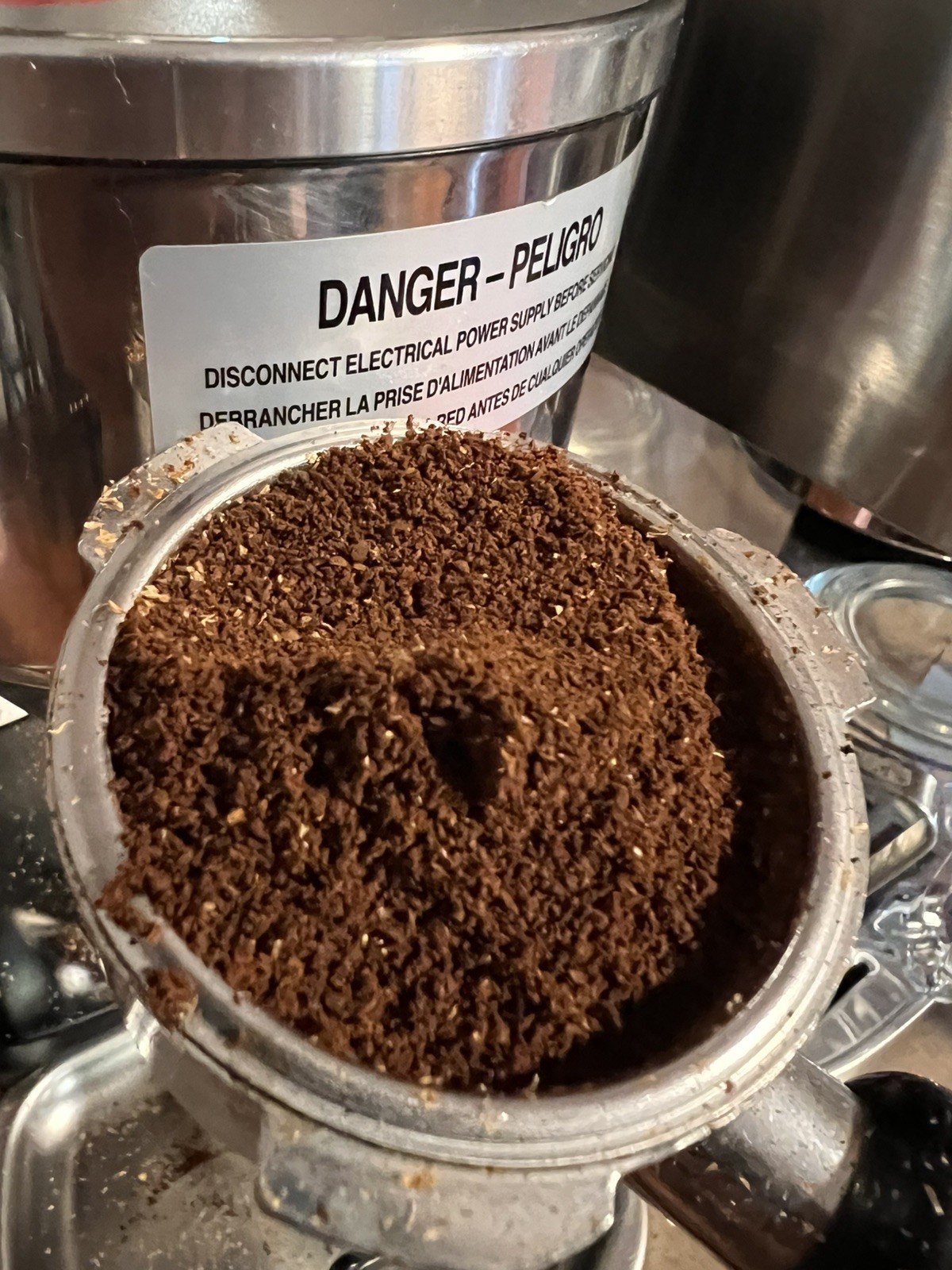 2, LB EL SALVADOR FRESH ROASTED ORGANIC COFFEE WHOLE BEAN.