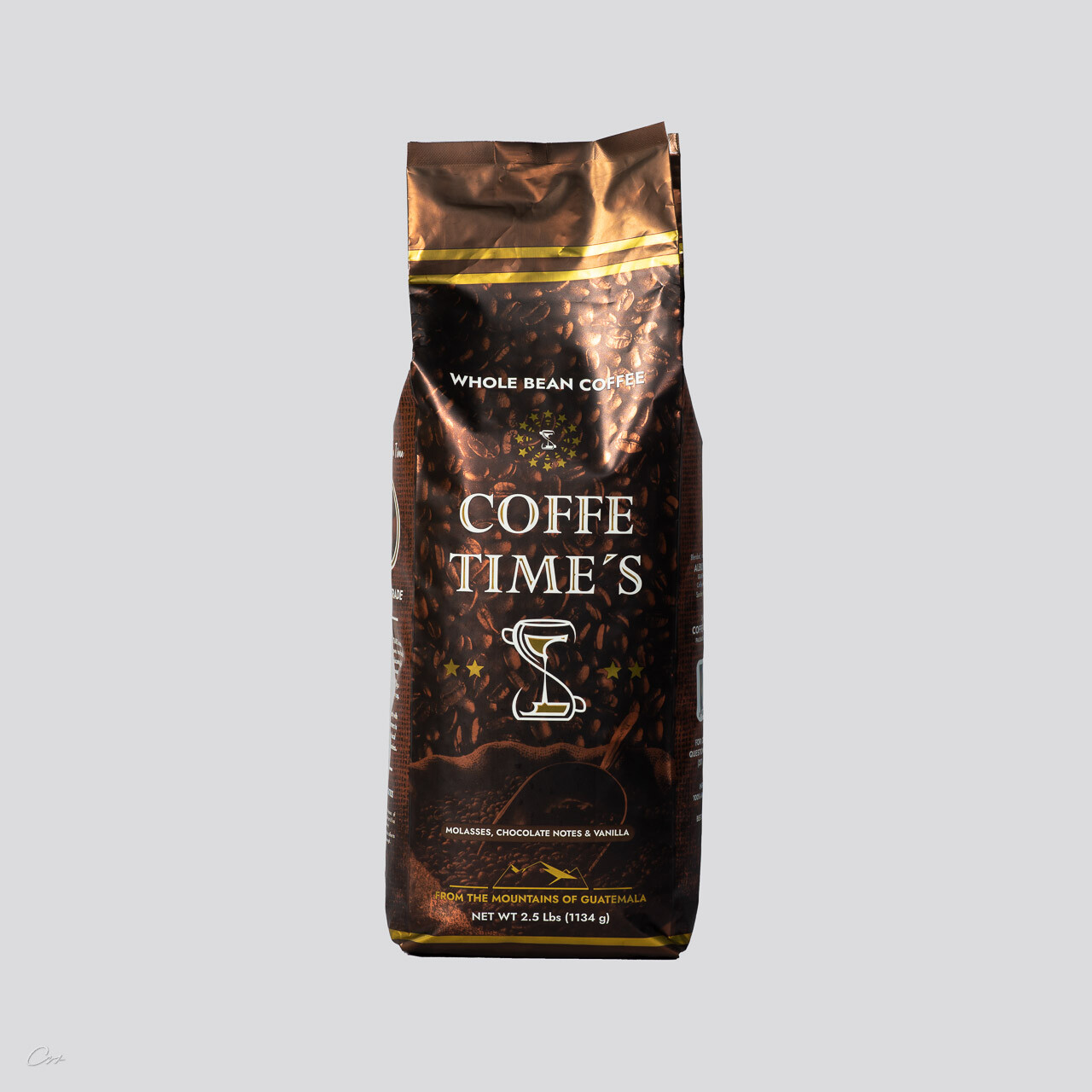 Whole Bean Coffee, molasses, chocolate notes and vanilla. (2.5 lbs)