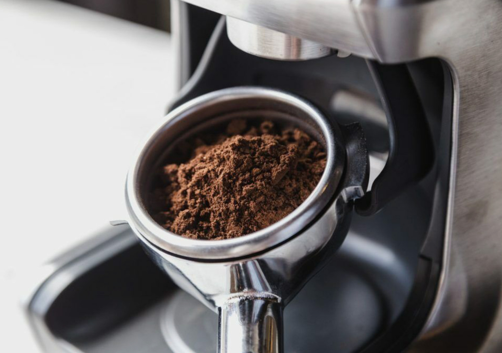 Coffee Chaser Freshly Medium Roasted Colombian Coffee Beans