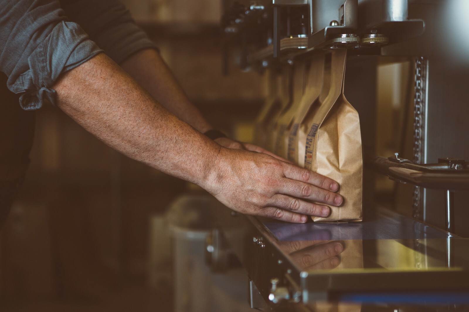 Italian Blend Hot Air Roasted Coffee Beans Single Origin Dark Roast