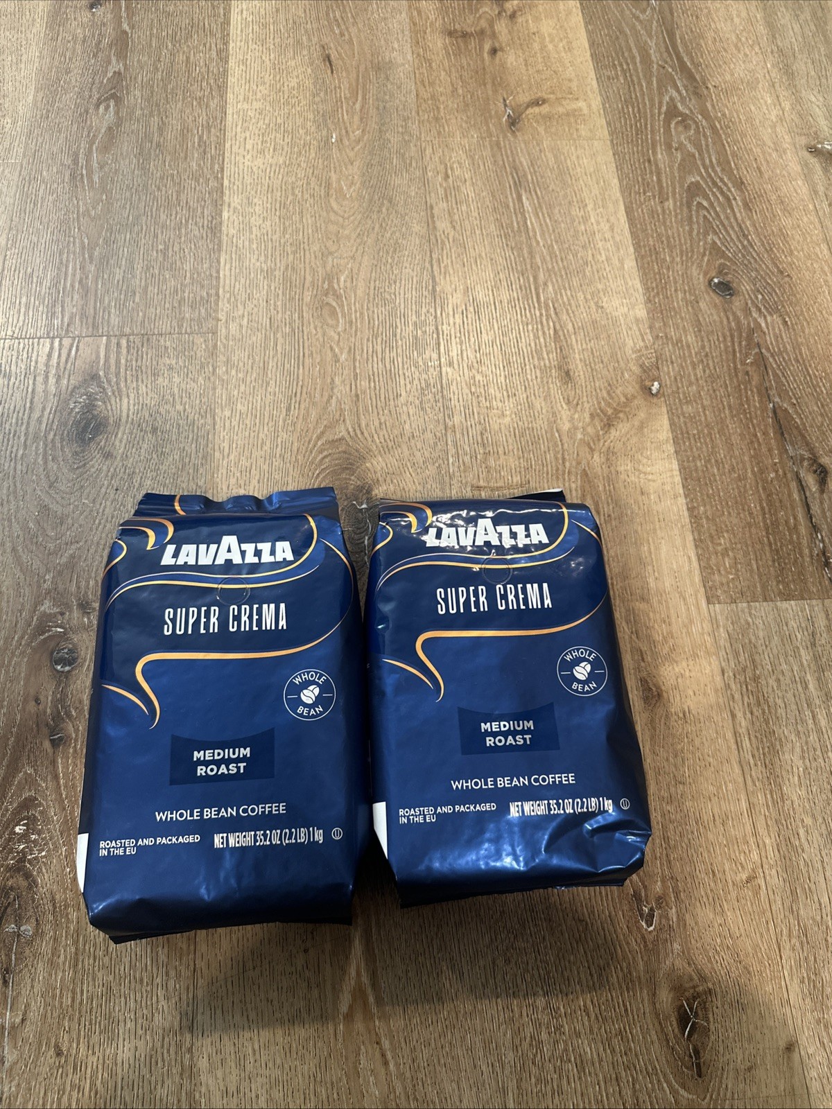 Lavazza Super Crema Whole Bean Coffee,Medium Roast ( 2.2 lb , 2 packs )