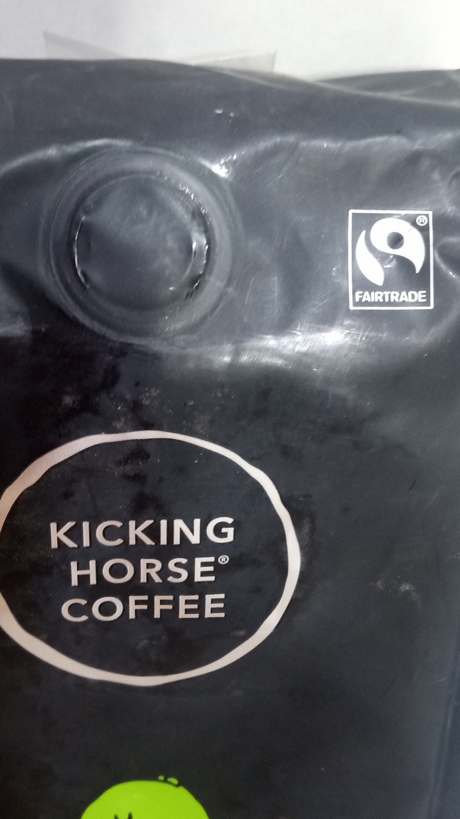 Kicking Horse Coffee Kick Ass Organic Whole Bean Dark Roast 10 oz (284g)