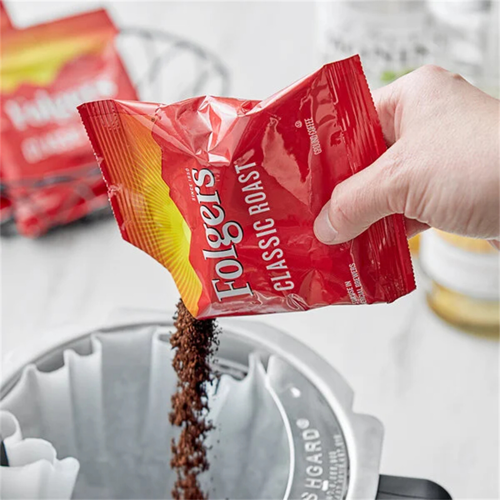 Folgers Classic Roast Coffee Packet 1.5 oz. – 42/Pieces WS-110FGPK6430